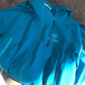Women’s Arcteryx Beta AR Jacket